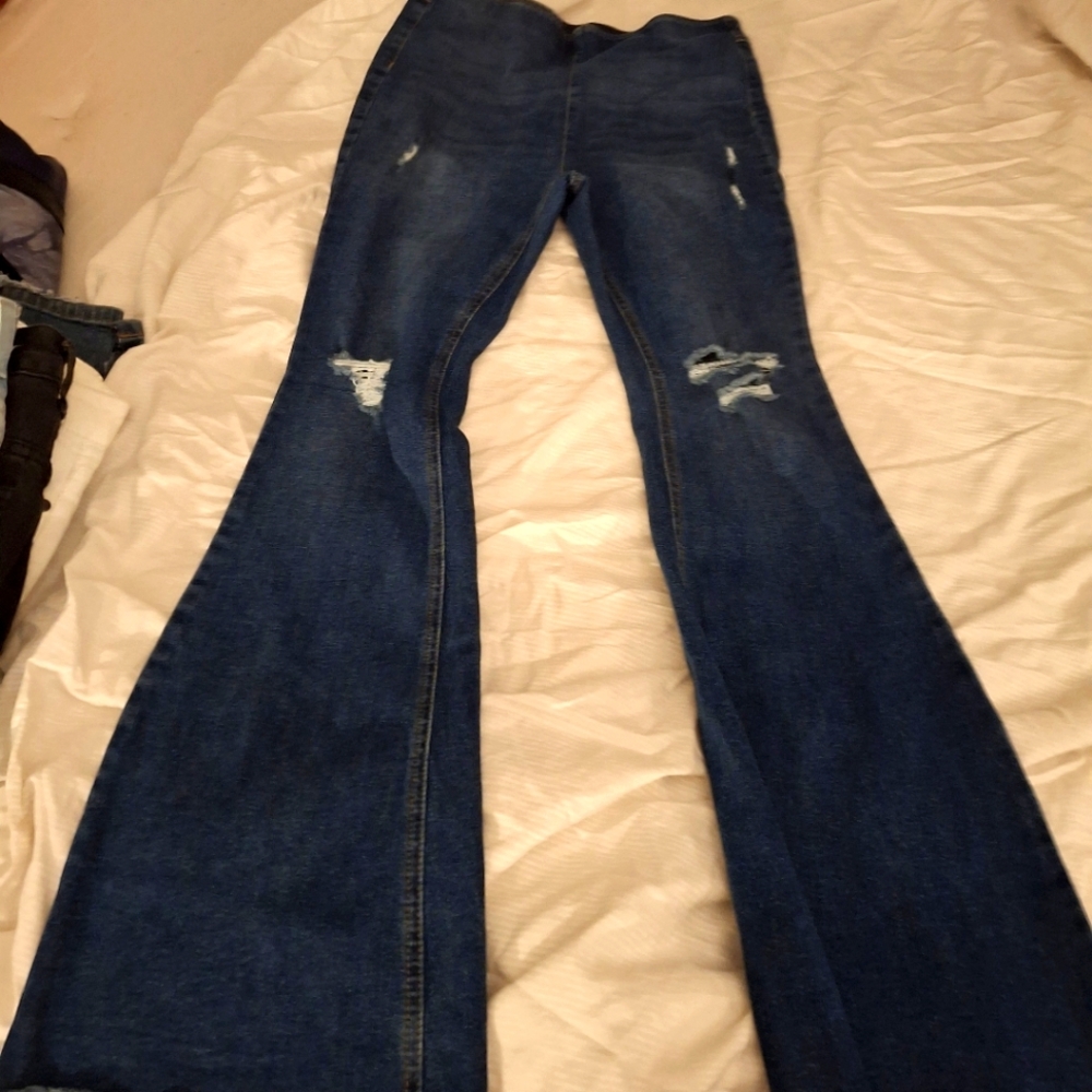 Cute JEANS, FLARE, HI RISE SIZE 3/4